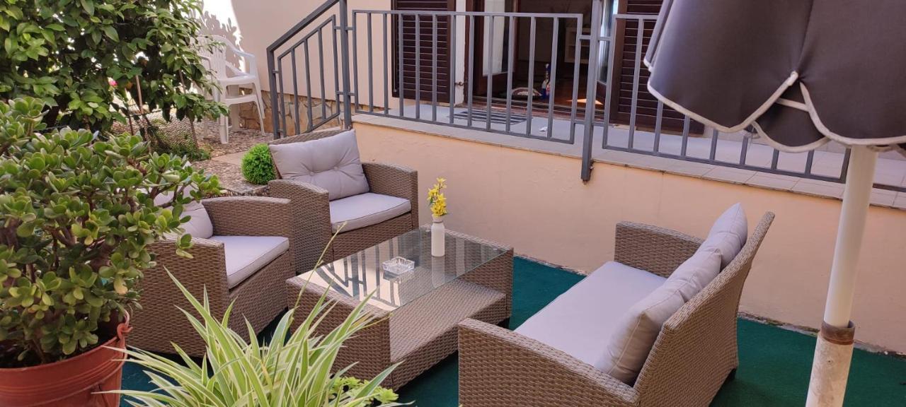 Delfin Apartments Zadar Eksteriør bilde