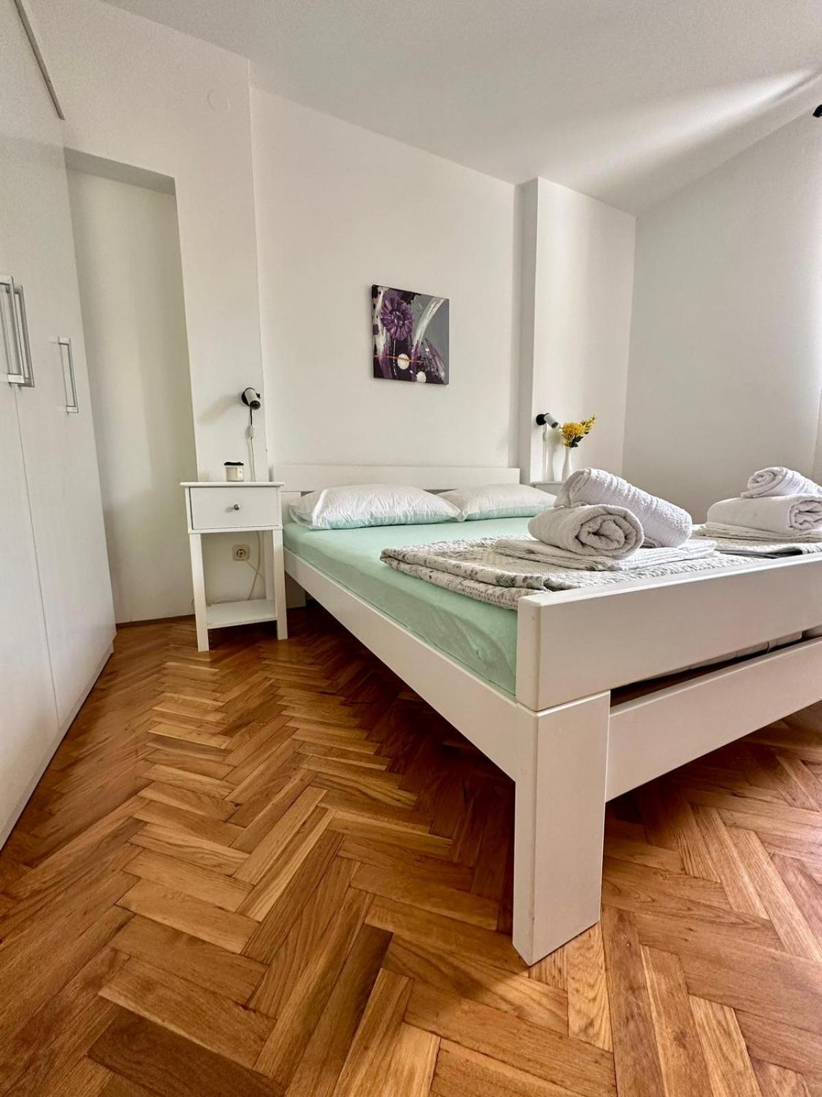 Delfin Apartments Zadar Eksteriør bilde
