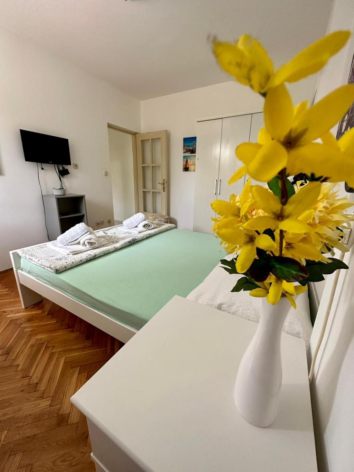 Delfin Apartments Zadar Eksteriør bilde